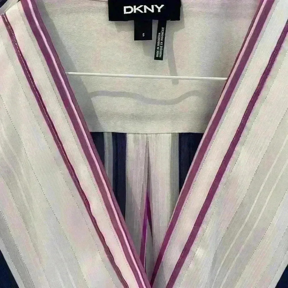 DKNY Women’s Blouse, Size Small - Picture 2 of 6
